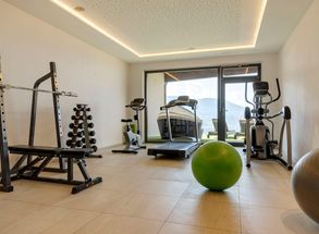 Training on vacation fitness room Hotel Lechner Fit Fitness Dorf Tirol