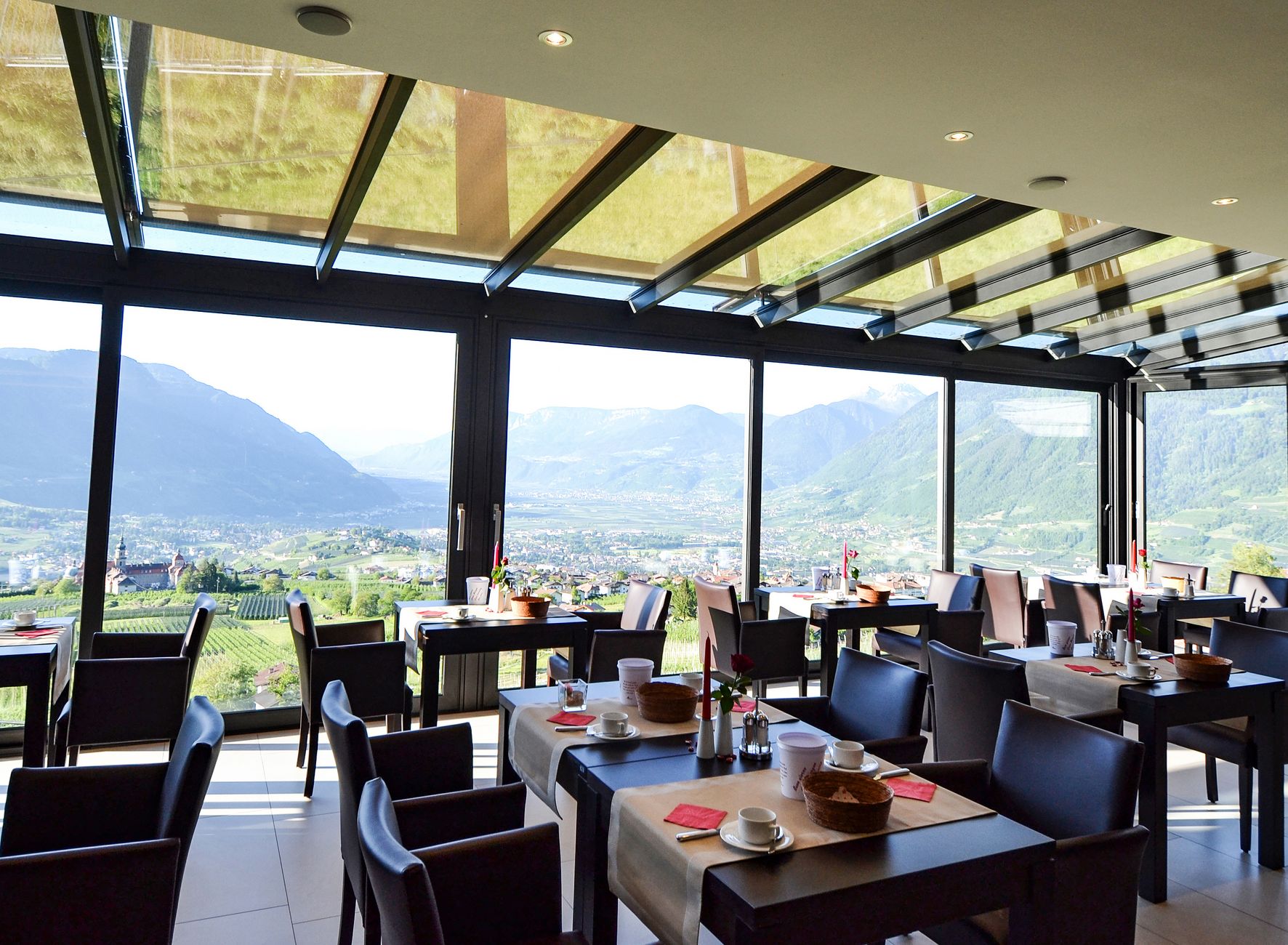 Sala colazione panoramica Gorumet Hotel Lechner Merano e dintorni