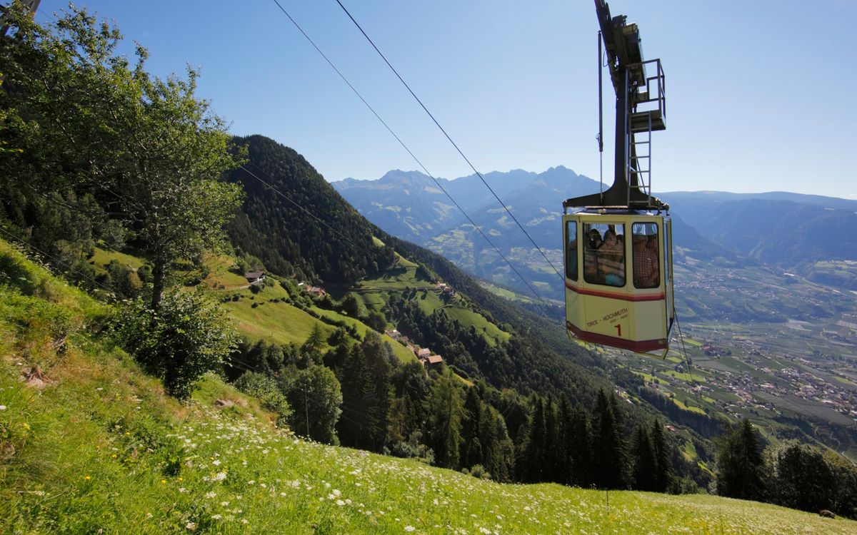 Cable car Hochmuth Dorf Tirol vacation Hotel Lechner