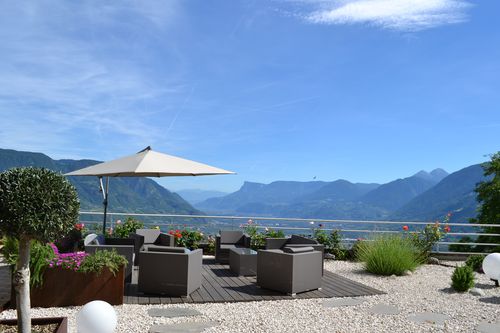 Vista panoramica Hotel Lechner Tirolo area soggiorno posti a sedere