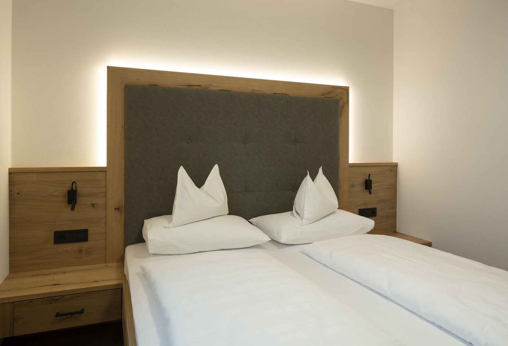Wohnen Hotel Lechner Suite Doppelbett Schlafzimmer