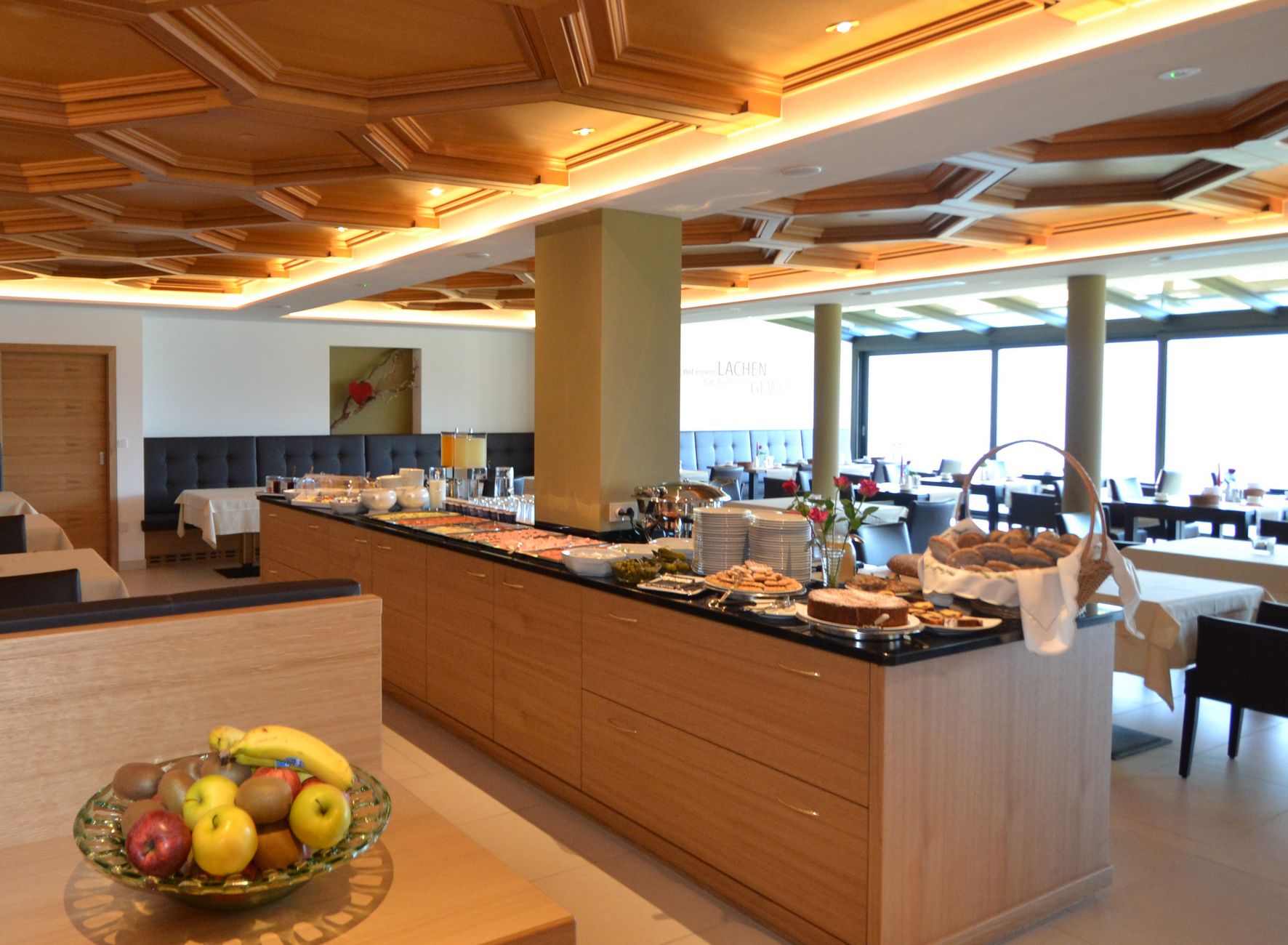 Ricca colazione a buffet Hotel Lechner vacanza Tirolo Colazione